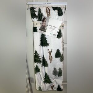 NWT 2025 Rae Dunn Christmas Seasonal Blanket/Throw Reindeer/Trees 50x70 Plush